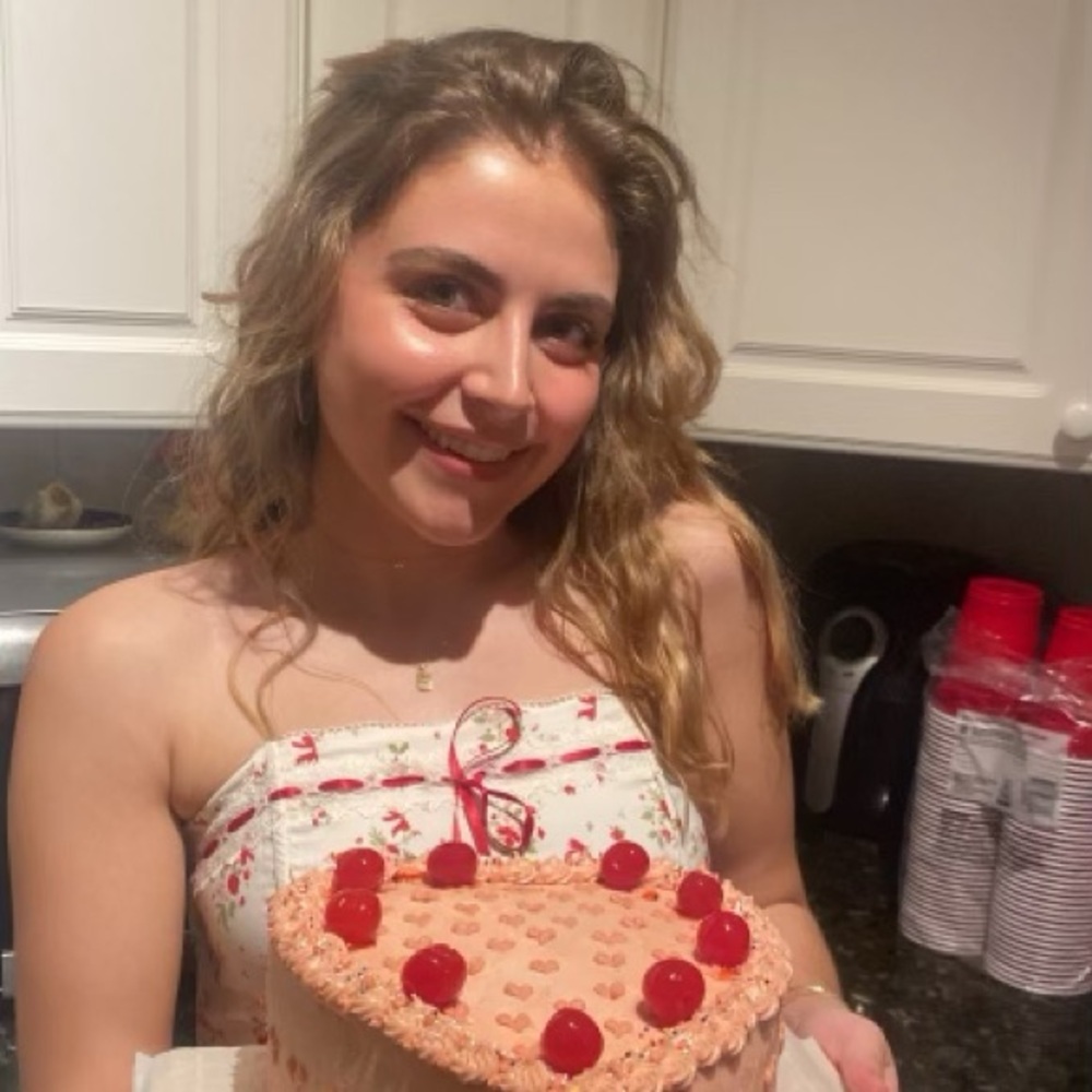 Meet your Posher, Olivia